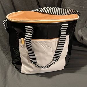 Thirty-One Round About Cooler Tote - Bold Colorblock